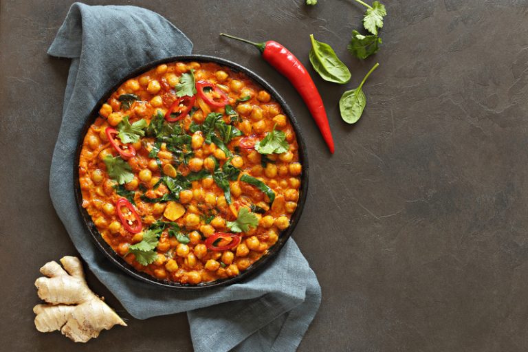 Chickpea and Spinach Curry